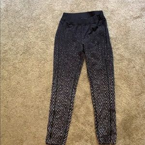 Size medium rag and bone active leggings !